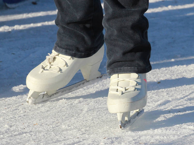 Paris ice skating rinks