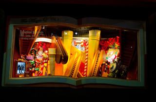 Christmas shopping and window displays in New York | Time Out New York