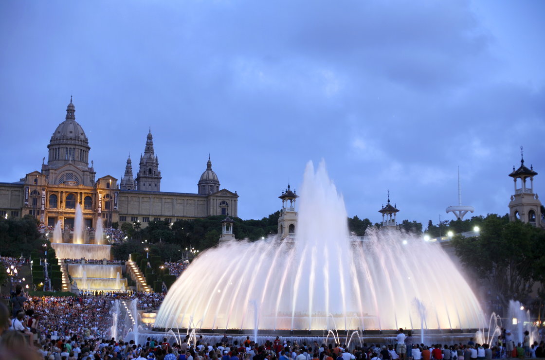 Font Màgica de Montjuïc (Montjuïc Magic Fountain) | Attractions in Sants -  Montjuïc, Barcelona