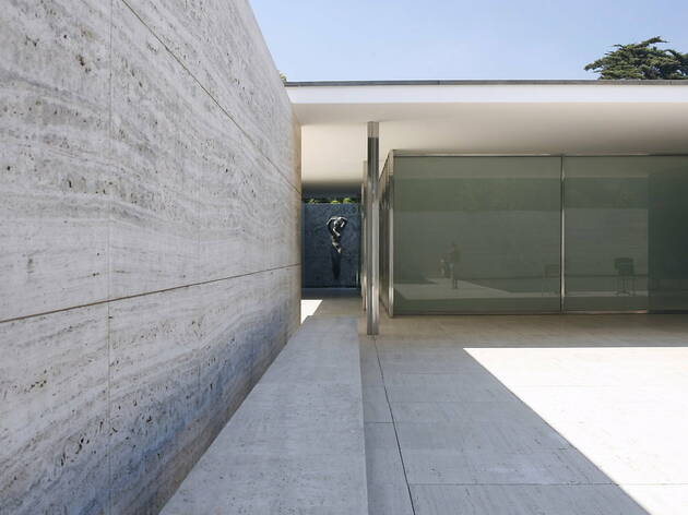 Pavello Mies Van Der Rohe Pavell