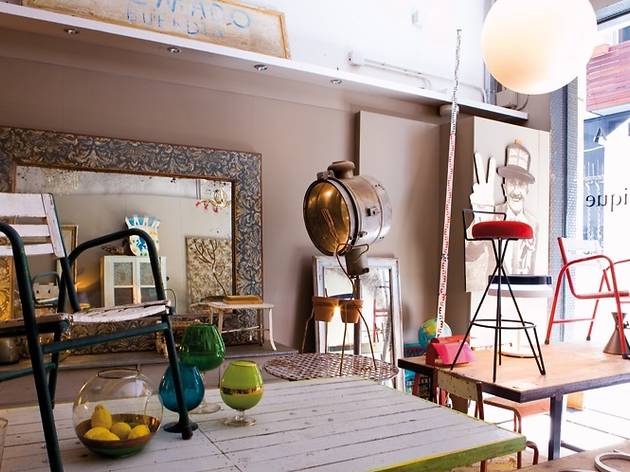 antique_boutique.jpg antique_boutique.jpg