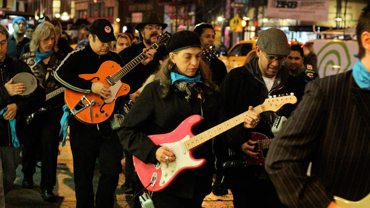 Watch musicians emerge from Subway platforms for Make Music New York