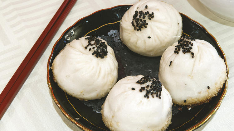 Pan fried Shanghai style bun at Shanghai No. 1 Seafood Village