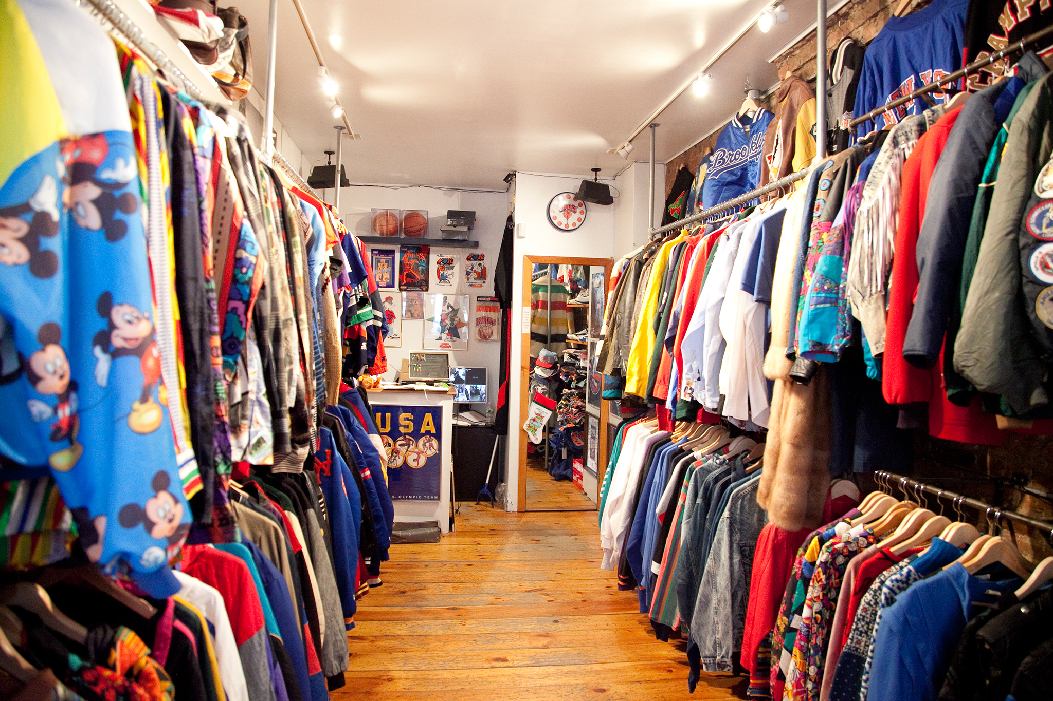 vintage clothing stores online