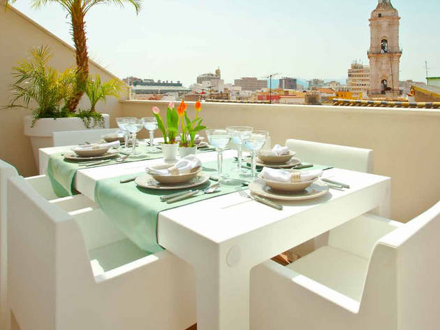 Comedor Jut de Vondom Studio Comedor Jut de Vondom Studio