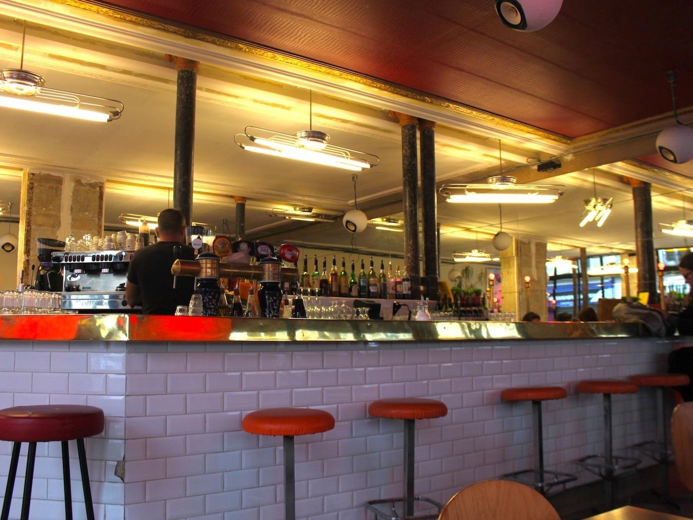 Bars in Montmartre – Time Out Paris