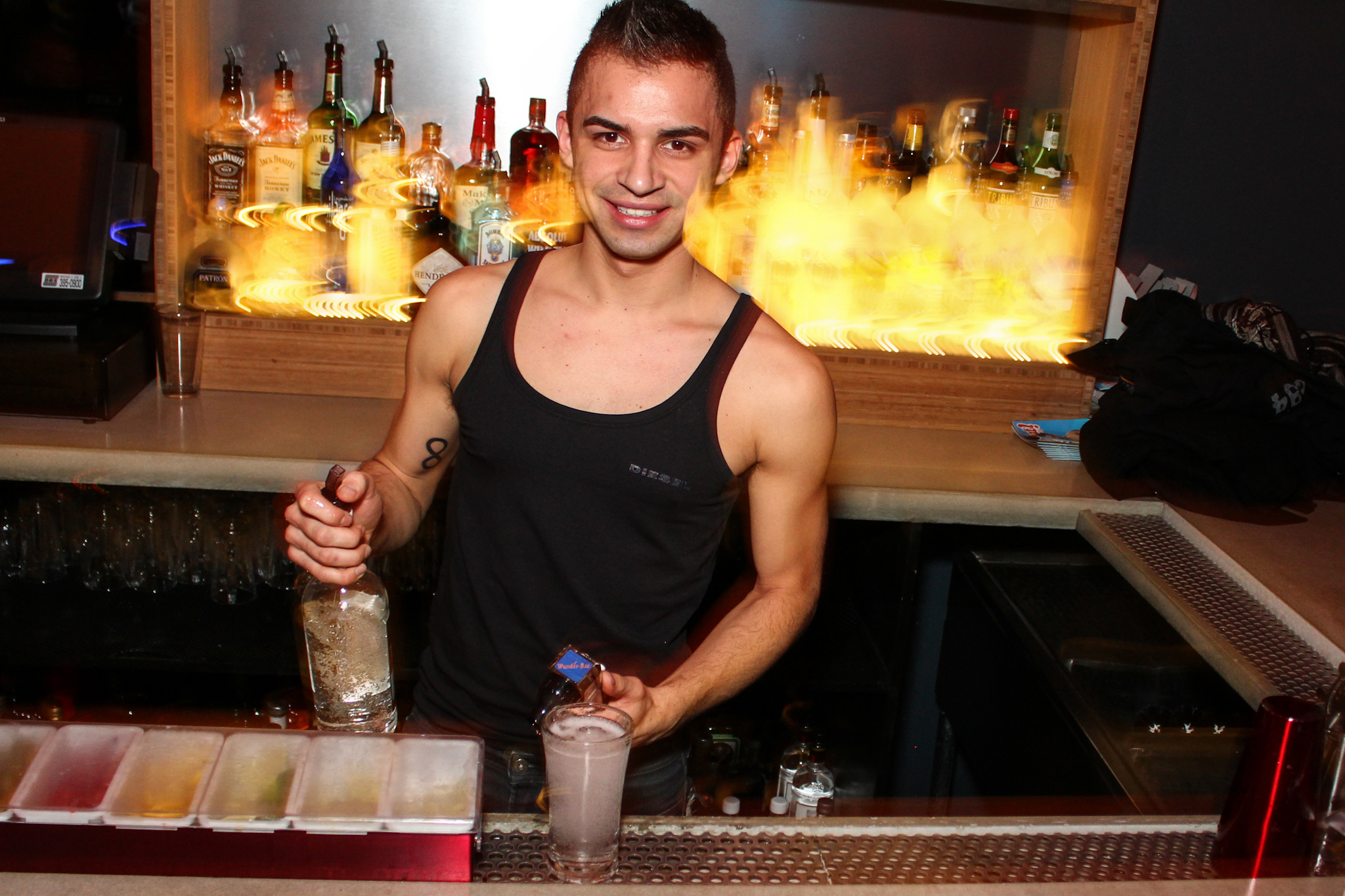 Gay Latino Bar 43