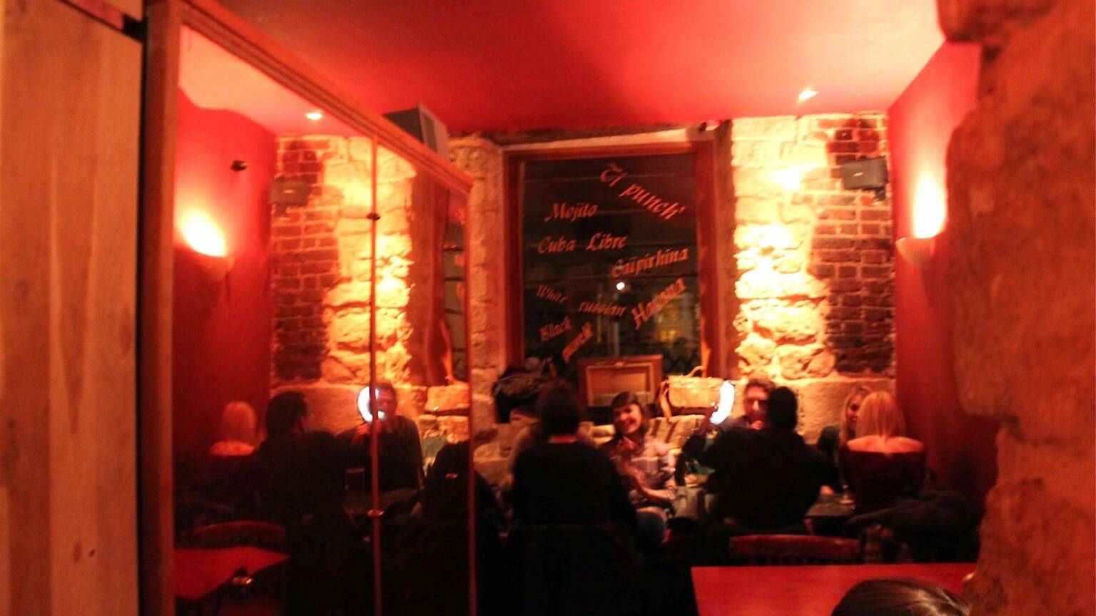 Le Piment Café Bars à Le Marais, Paris