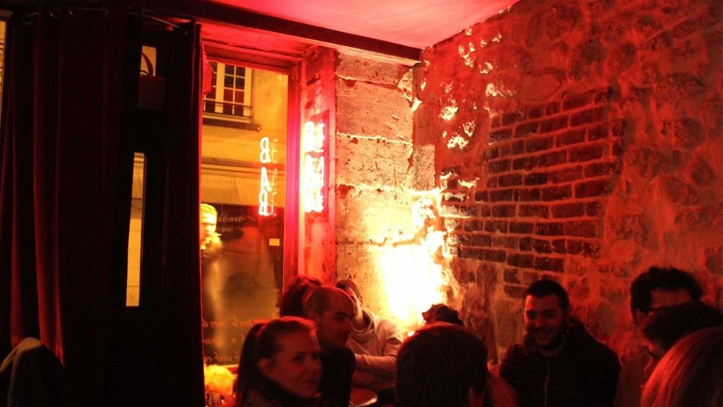 Le Piment Café Bars à Le Marais, Paris