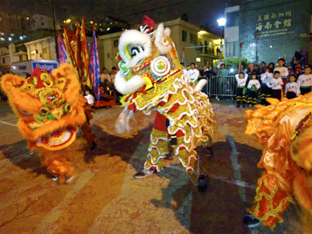 Golden Dragon Parade Chinese New Year Festival Things To Do In Los Angeles