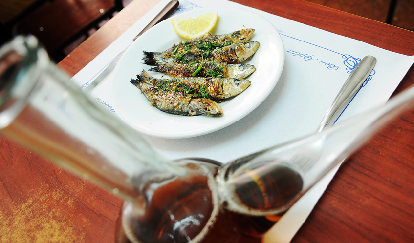 Can Mano - Restaurant in Barceloneta, Barcelona