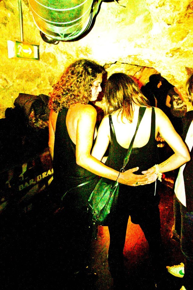 Your Ultimate Guide To Lesbian Bars & Nightlife Hotspots in Paris