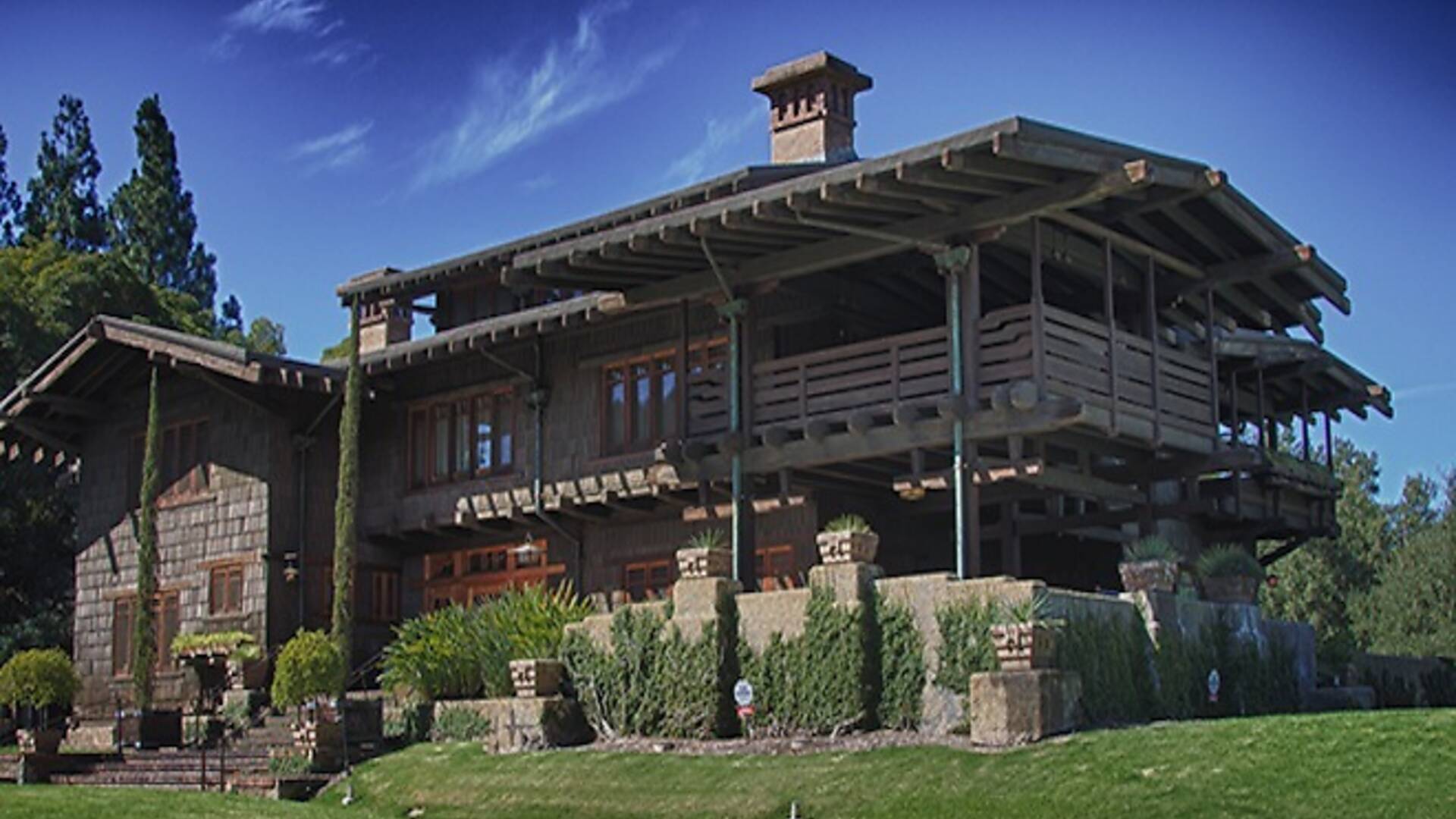 House tour: Architectural homes in Los Angeles