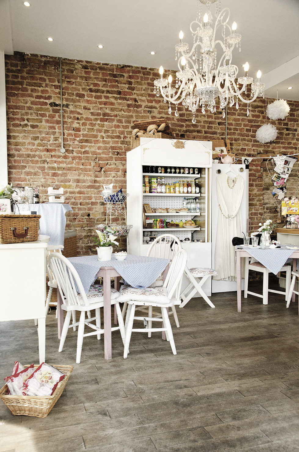 Thiết kế vintage tea room decorating ideas Trang trí phòng trà cổ ...