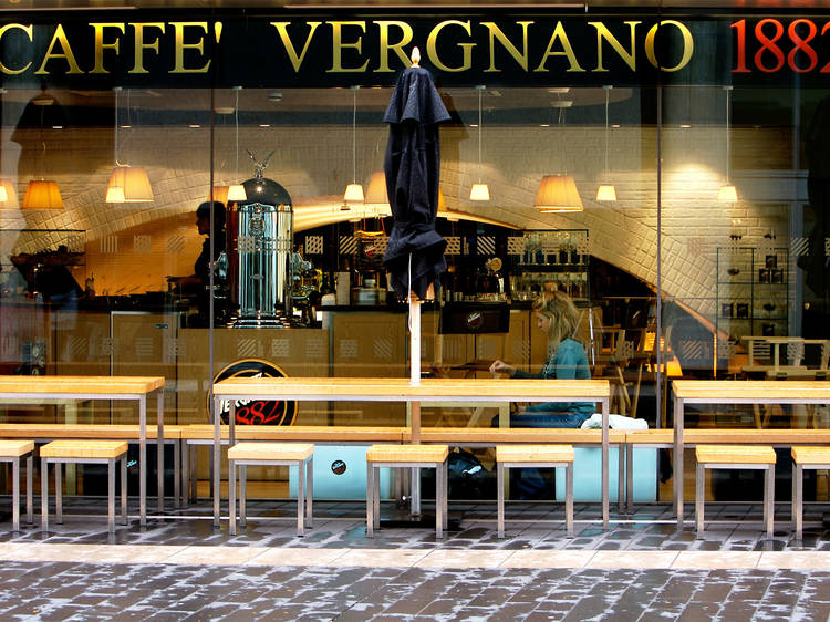 Hot chocolate at Caffe Vergnano 1882