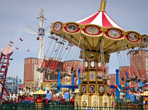 YES! Luna Park will give out freebies for good grades, so grab your report card YES! Luna Park will give out freebies for good grades, so grab your report card