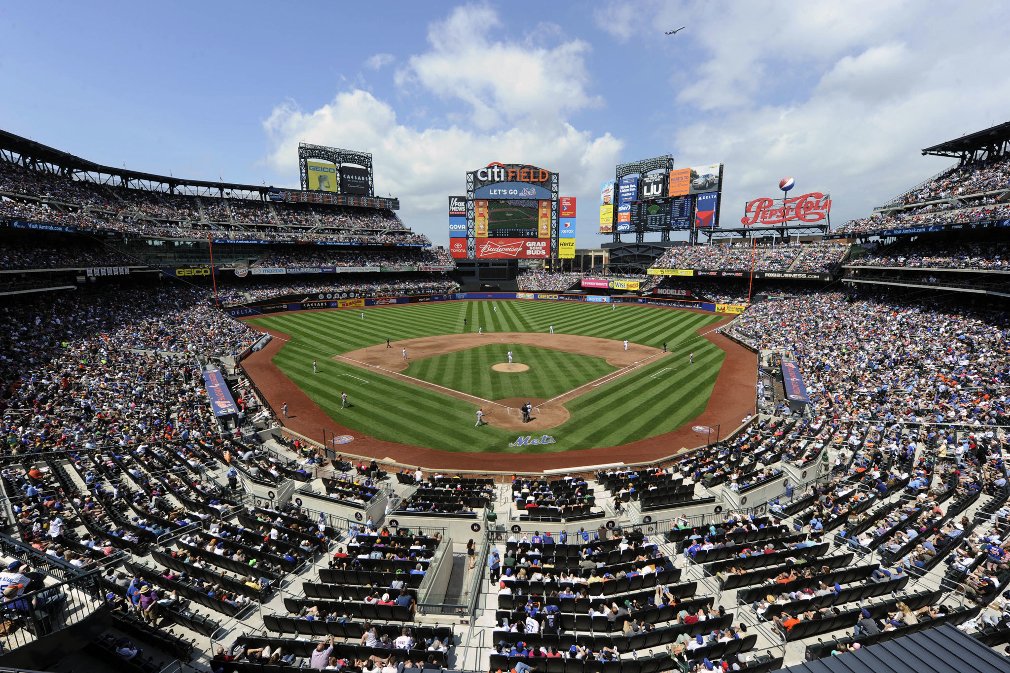 Baseball showdown! Yankee Stadium vs. Citi Field