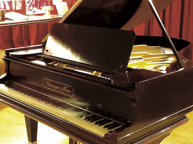 Piano Chassaigne Fréres, Frederic Mompou Piano Chassaigne Fréres, Frederic Mompou