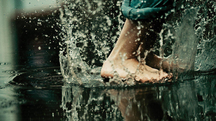 Puddle splashing