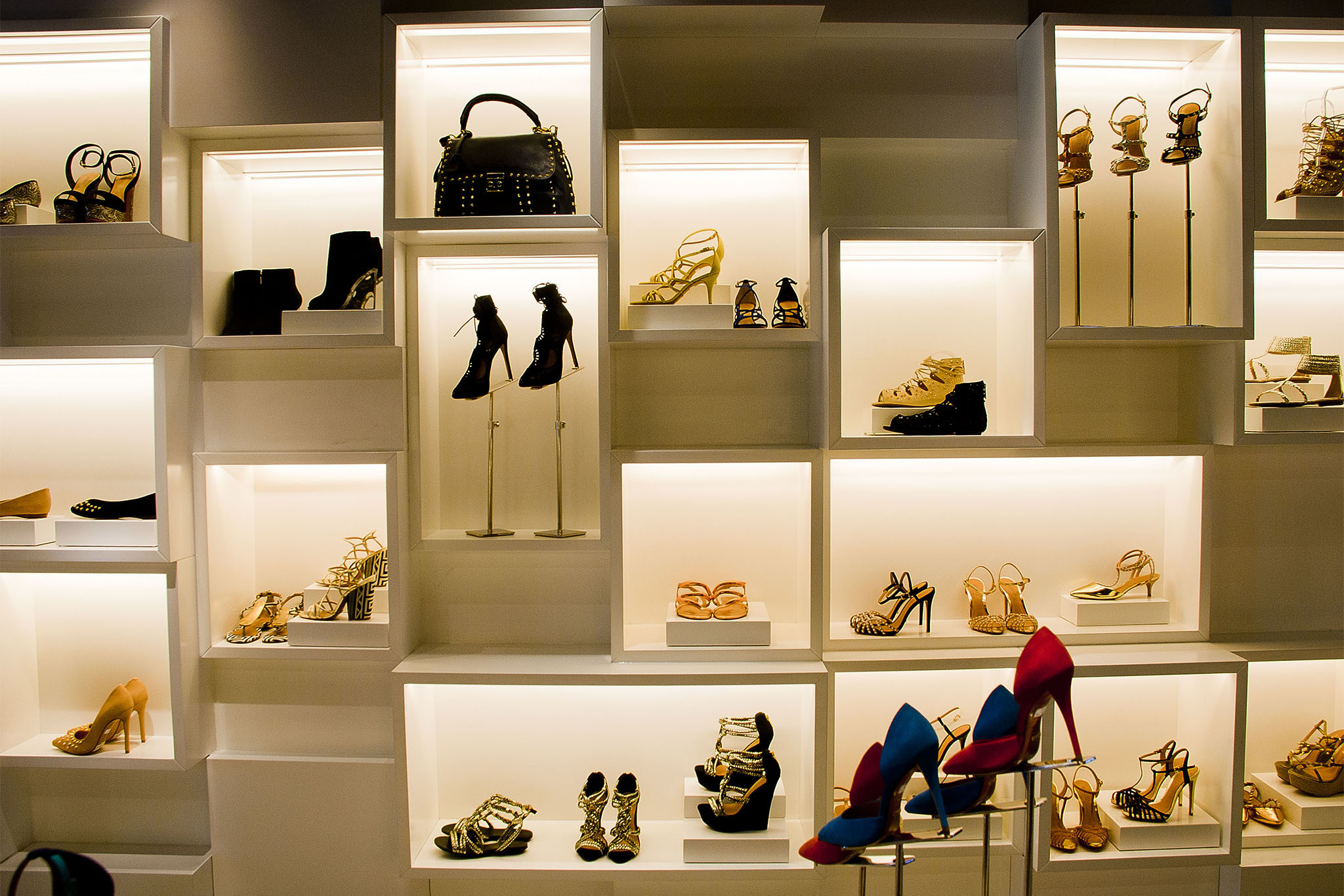 Schutz Shopping Lenox Hill  New York