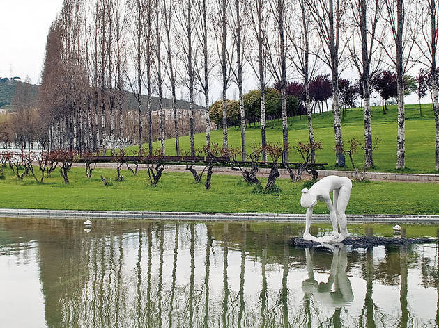 Parc del Nus de la Trinitat Parc del nus de la Trinitat