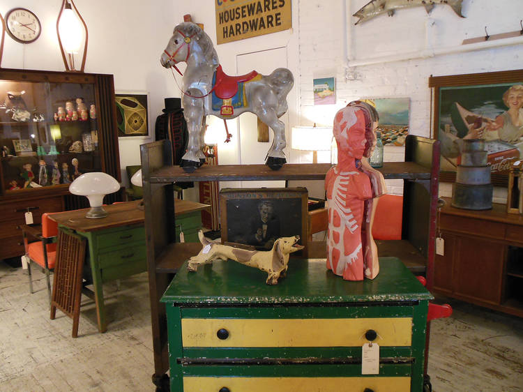 Antique stores in NYC for vintage finds and retro clothes