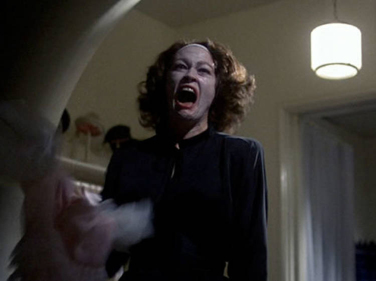 Mommie Dearest (1981)