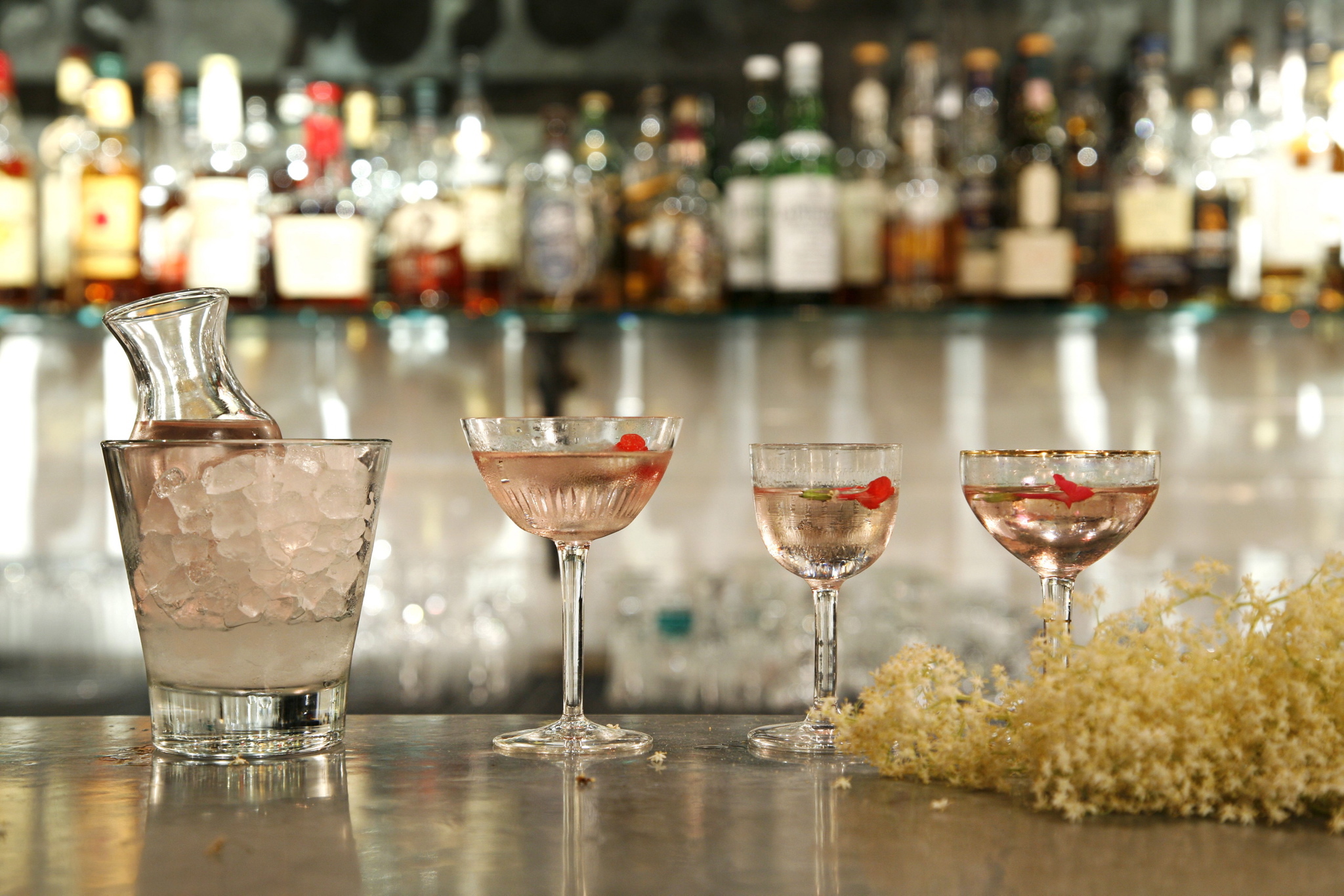 cocktail bar