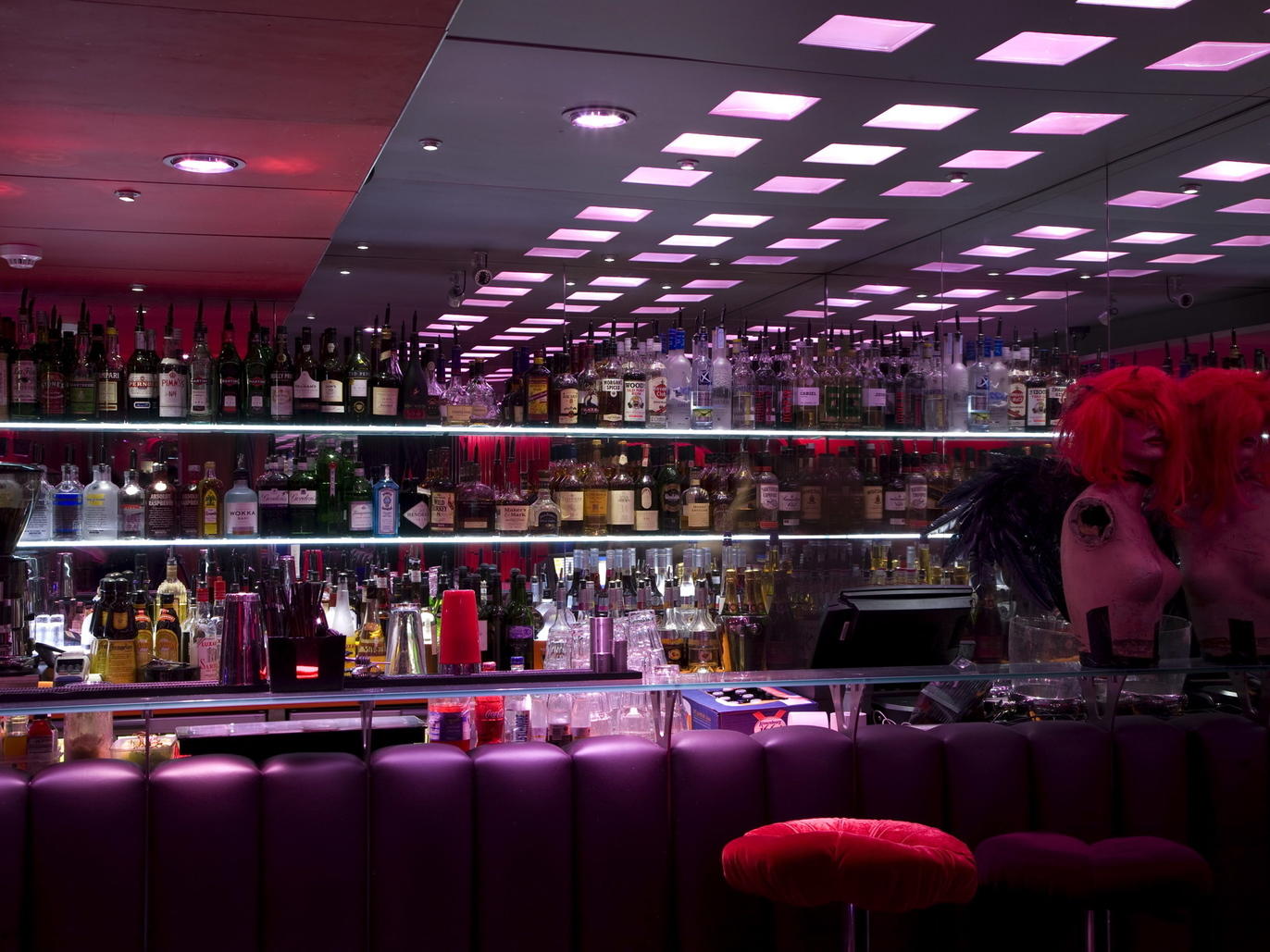 16 Best Bars In Covent Garden For Wine and Cocktails