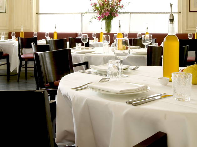 La Petite Maison Restaurants In Mayfair London