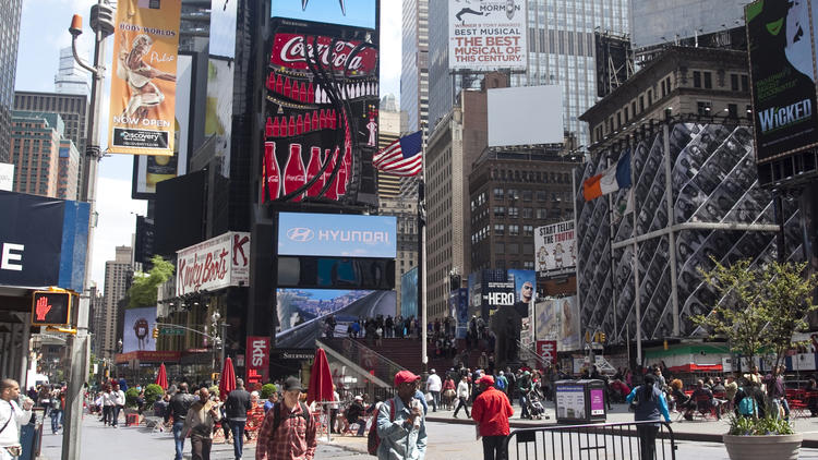 46th St Times Square