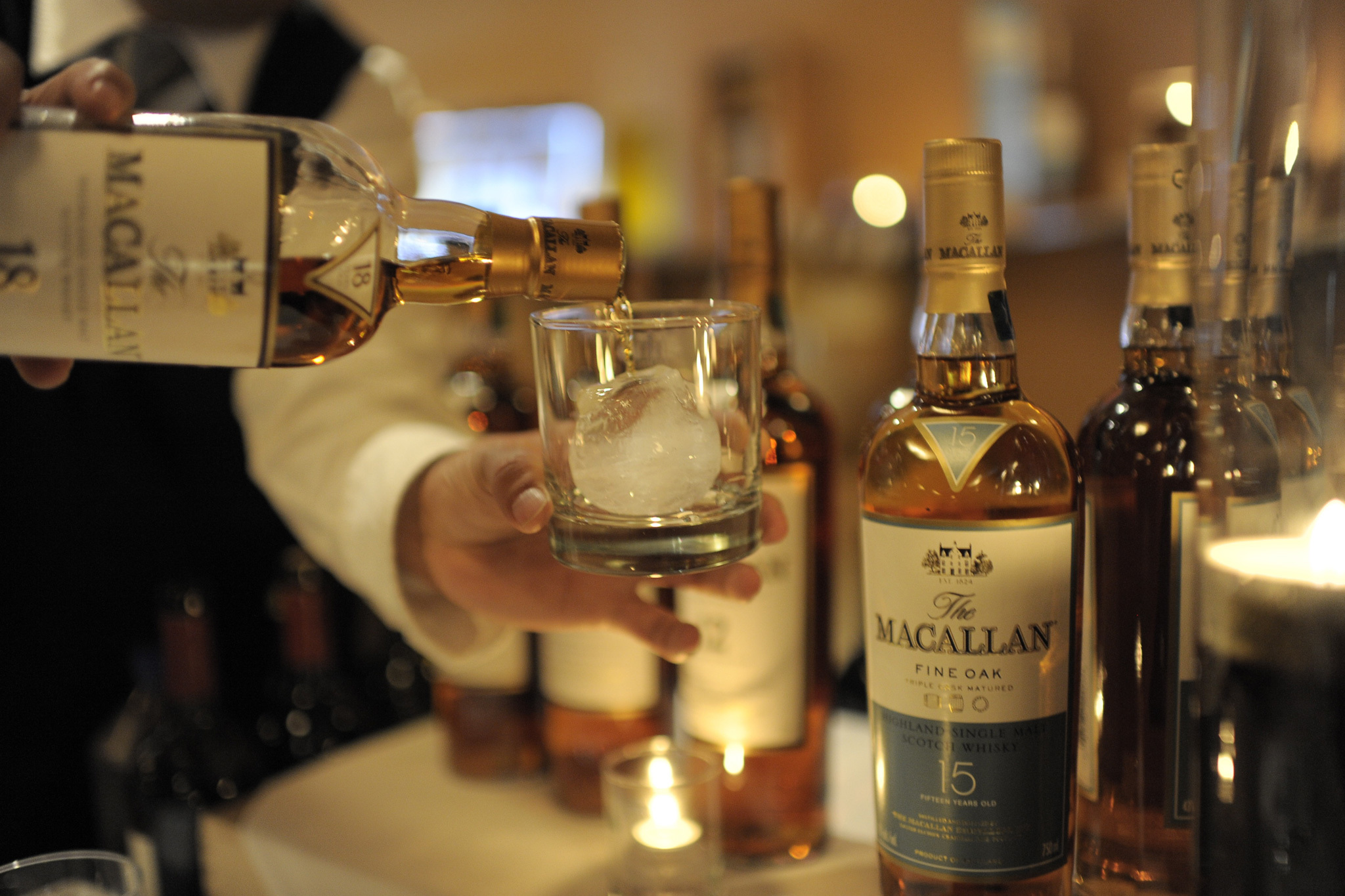 Macallan ice ball maker, Food & Drinks, Other Food & Drinks on