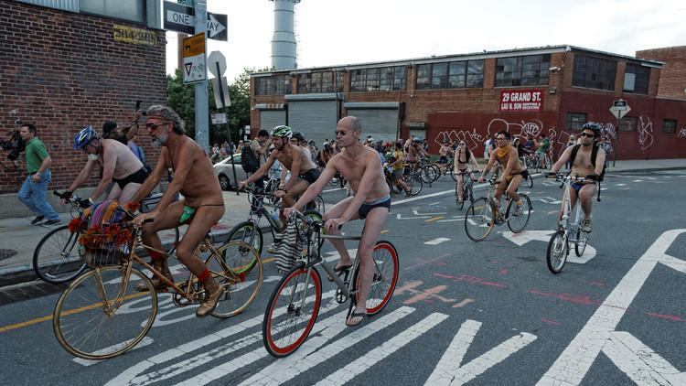 world naked bike ride Nude 2013 World Naked Bike Ride 2013 Takes Over San Francisco (NSFW ...