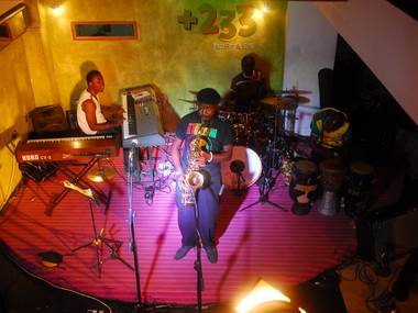 From highlife to hiplife From highlife to hiplife