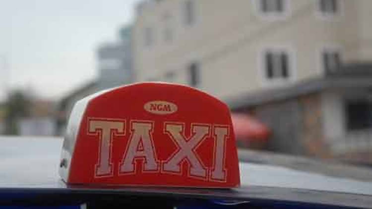 Accra taxi - transport information