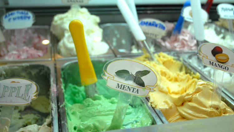 Arlecchino gelateria, Accra, Ghana