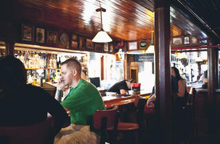 Connolly’s | Bars in Rockaways, New York