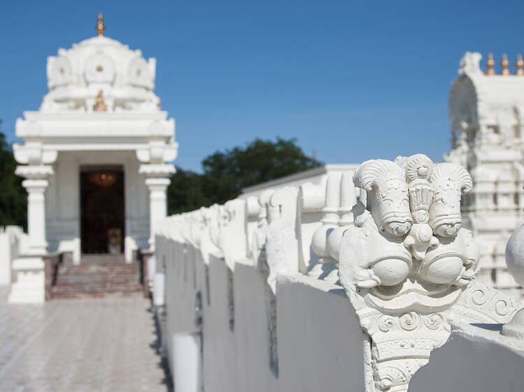 Malibu Hindu Temple Exterior