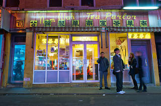 Nom Wah Tea Parlor Restaurants In Chinatown New York