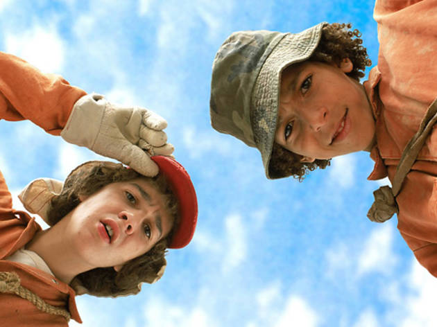 Holes (2003) Holes (2003)