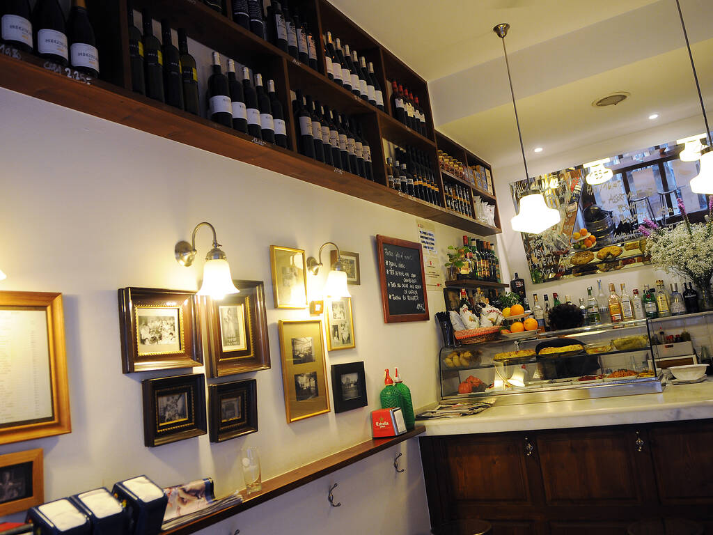 The 20 Best Bars in Barcelona Where You Need a Drink Immediately