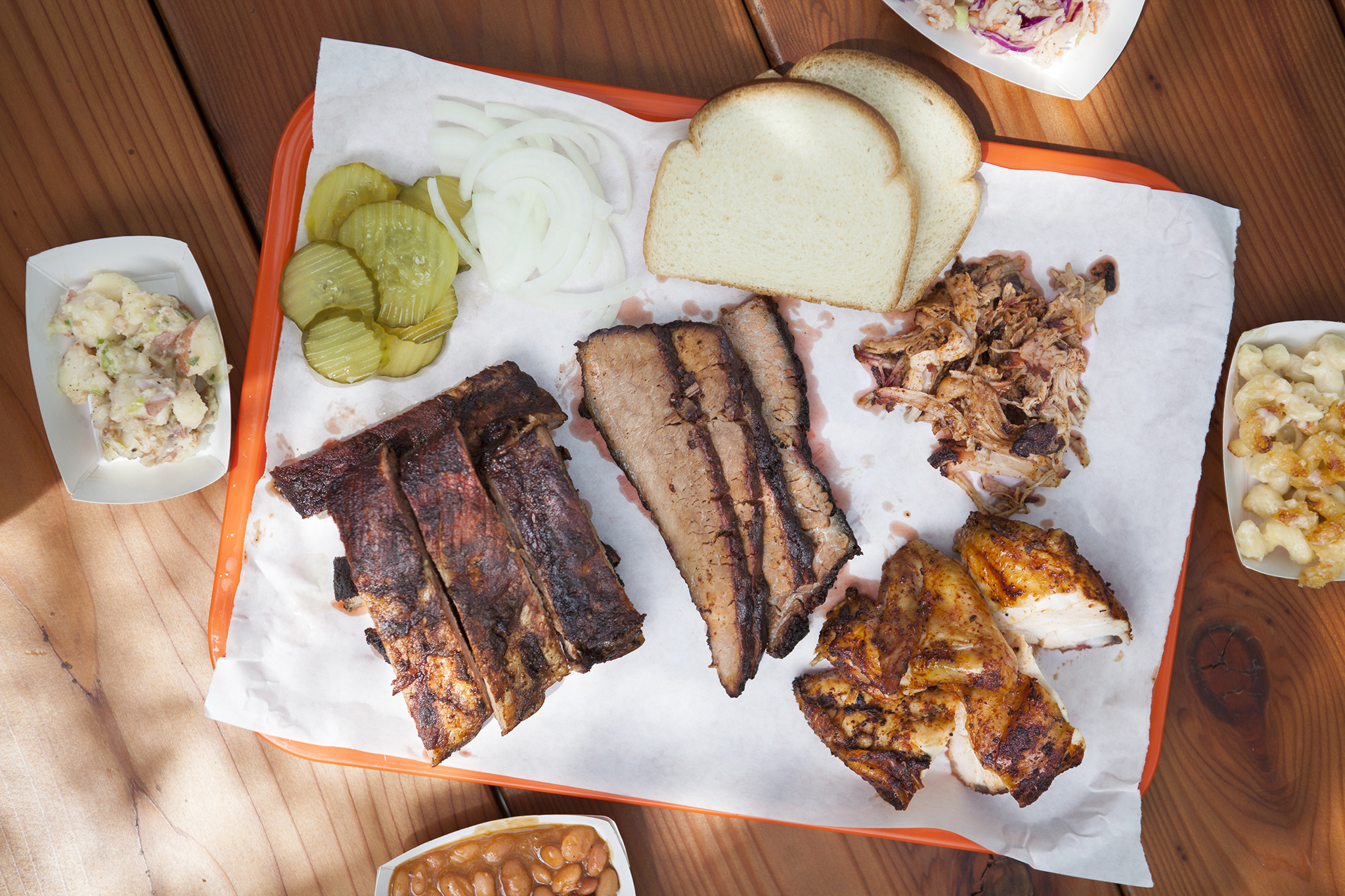 Best Bbq In Los Angeles For Ribs Fried Chicken And More