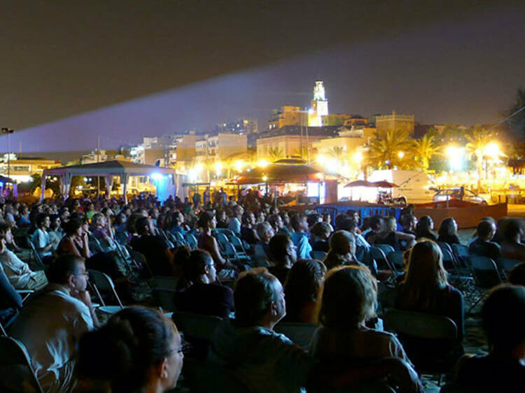 cinema a la fresca sitges