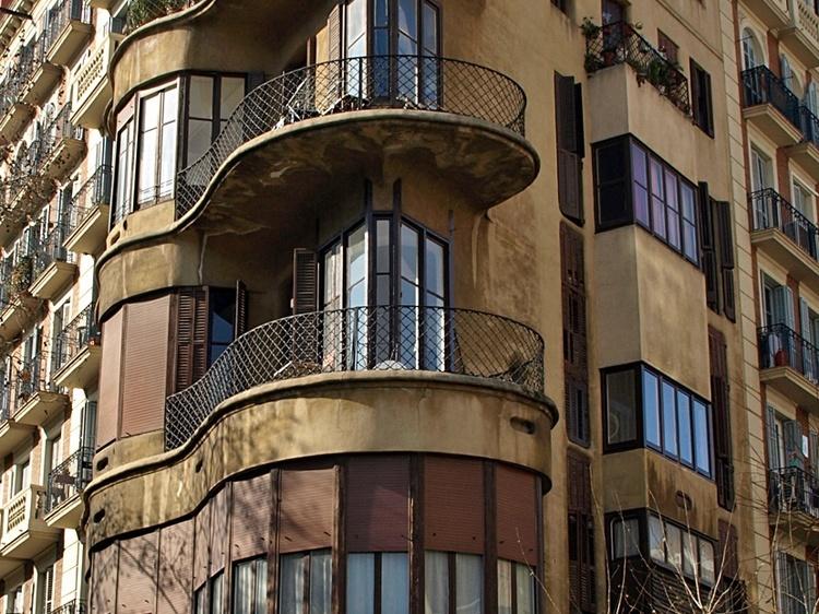 25 joies arquitectòniques de BCN