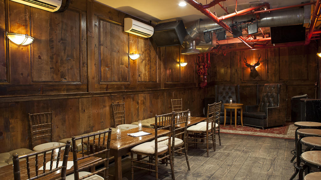Basement Tavern at the Victorian | Bars in Santa Monica, Los Angeles