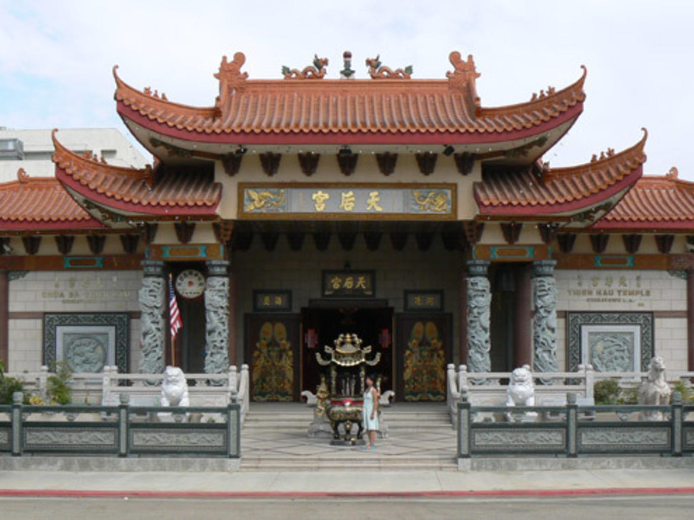 things-to-do-in-chinatown-los-angeles-from-tours-to-dining