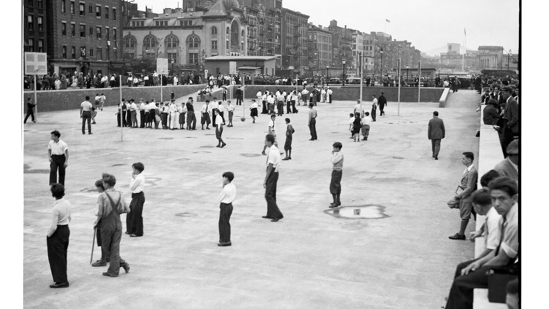 Nyc Streetball Photos: 1911–1996 (slide Show)