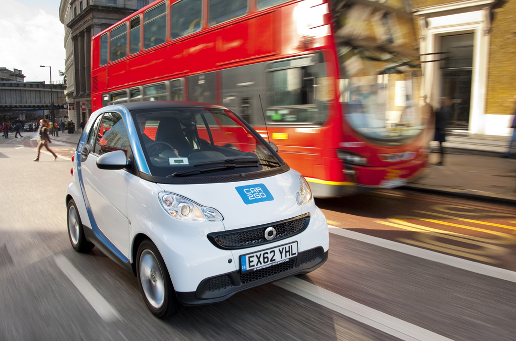 Closer car. Машина GOCAR. London Carsharing. Car sharing London. Smart Carsharing.
