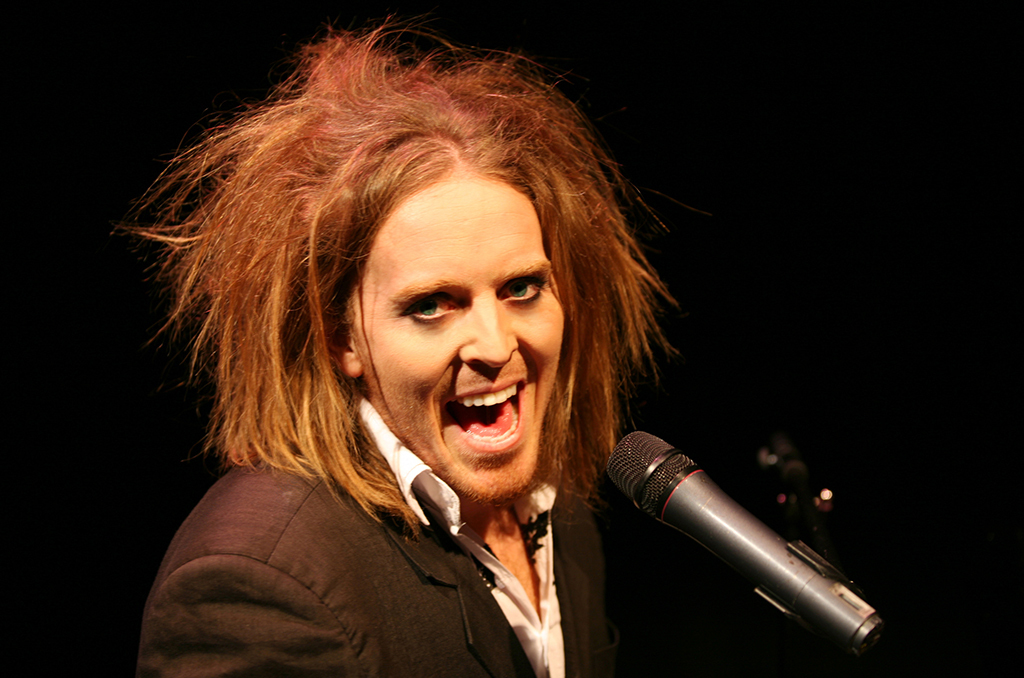 Tim Minchin and the Heritage Orchestra Live at the Albert review - Time Out London