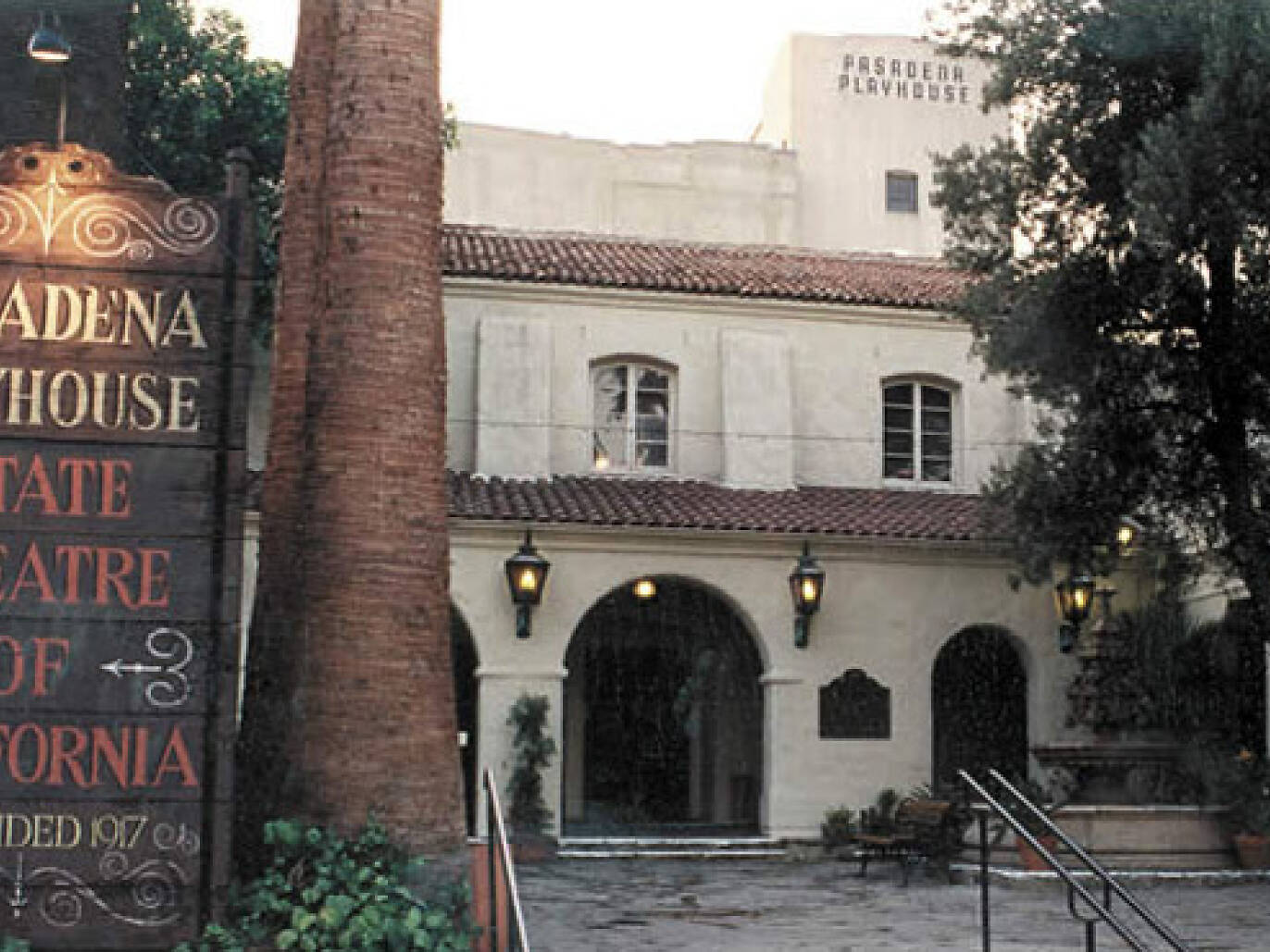 22 ESSENTIAL THINGS TO DO IN PASADENA INCLUDING THE ROSE BOWL visual data 6